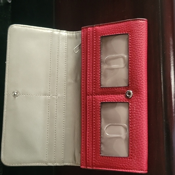 Nine west wallet - Picture 2 of 4